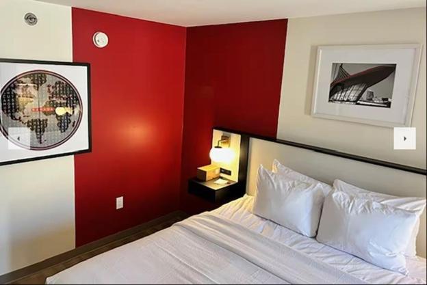 Ramada By Wyndham Milwaukee Hotel Eksteriør billede