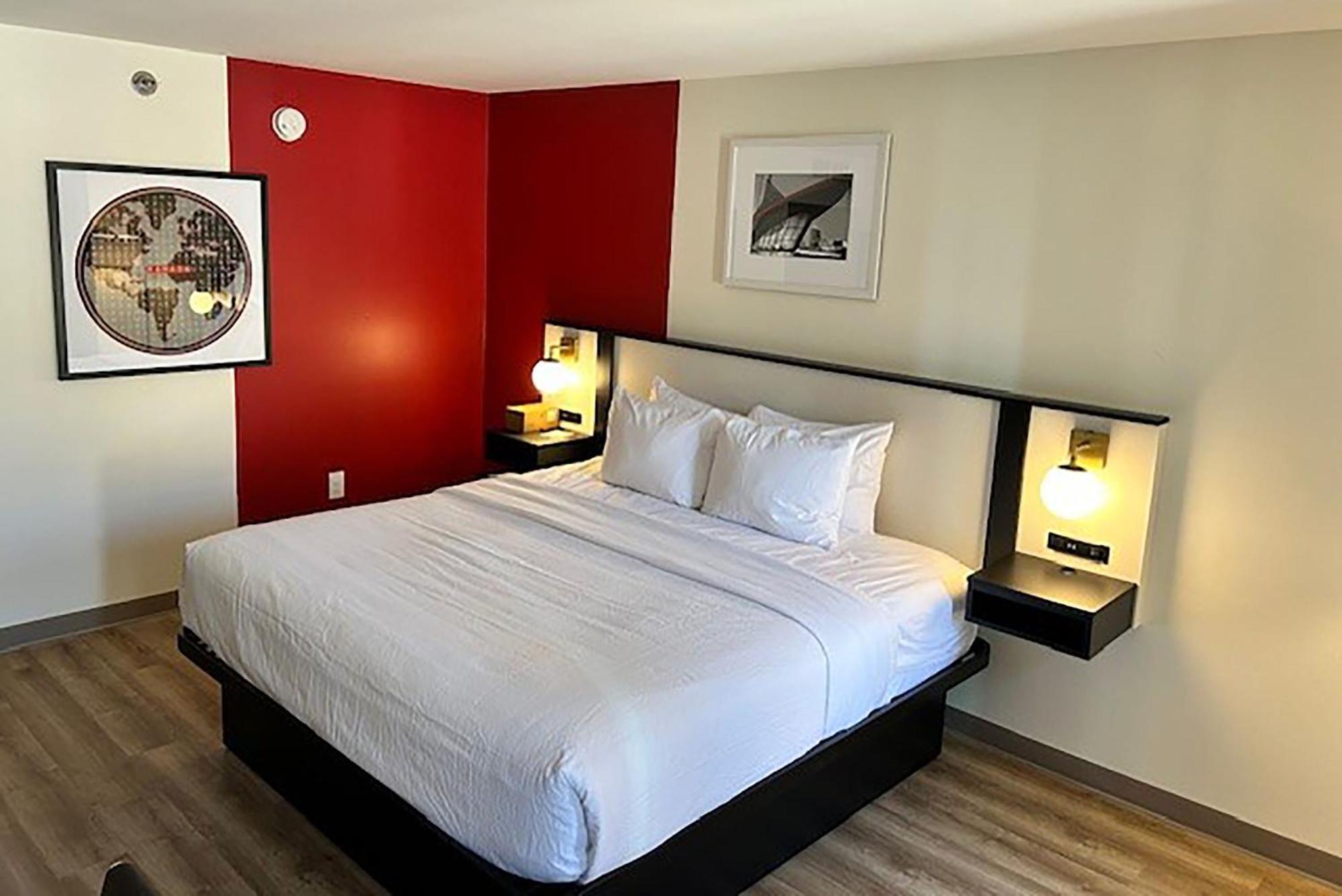 Ramada By Wyndham Milwaukee Hotel Eksteriør billede